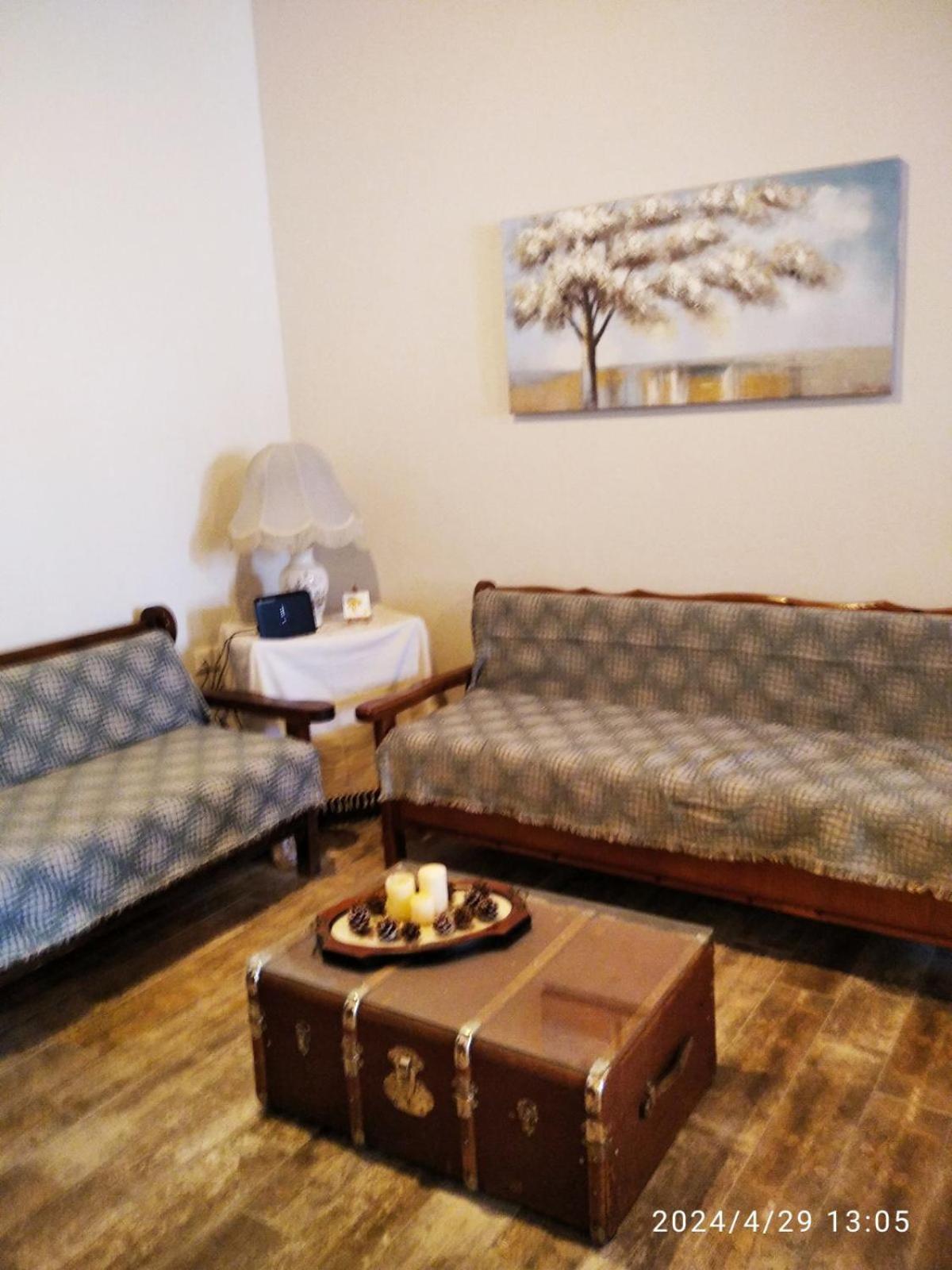 Flora's Traditional House *